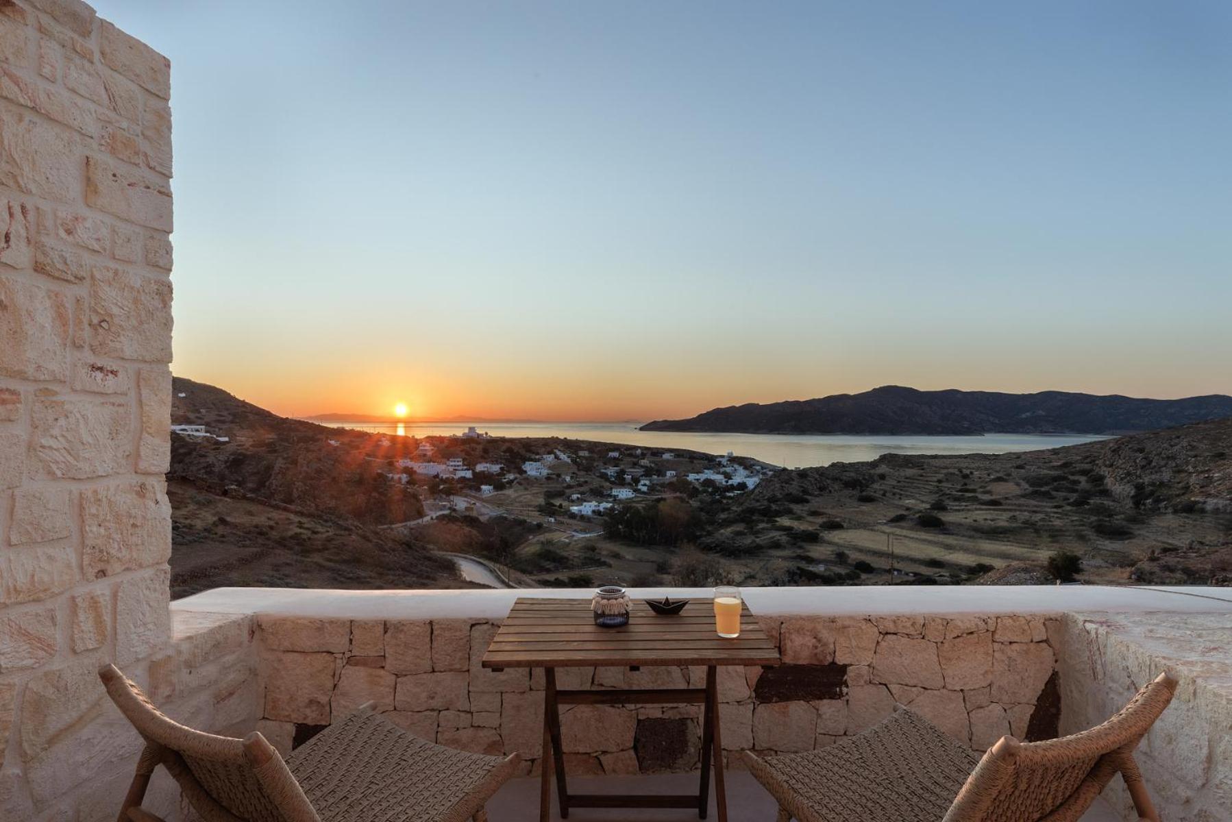 Anemolethe Aparthotel Kimolos Exterior photo